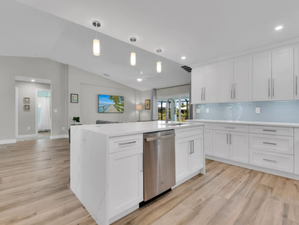 Beautiful Florida Vacation Villa with Private Pool & Canal Views